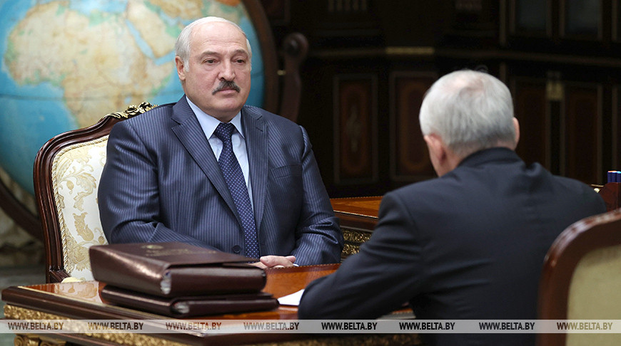 Лукашенко провел рабочую встречу с управляющим делами Президента
