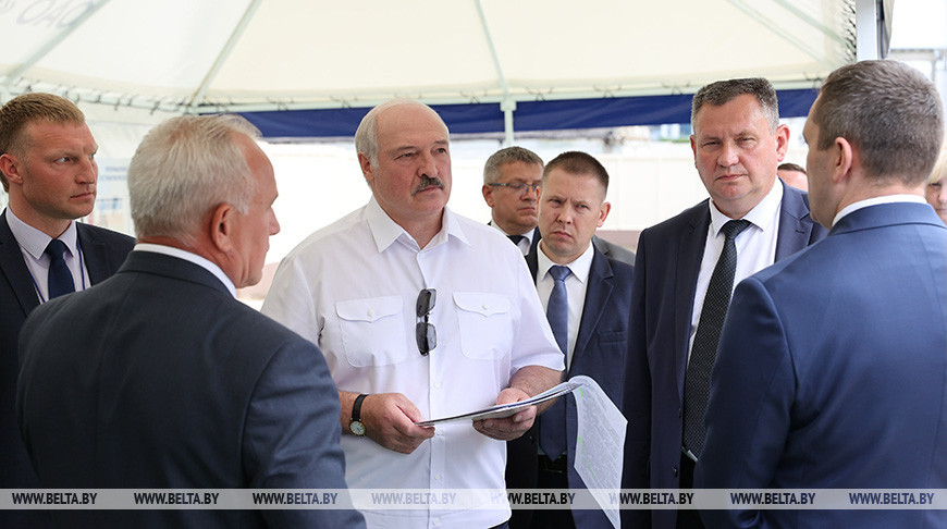 Лукашенко посетил Оршанский мясоконсервный комбинат