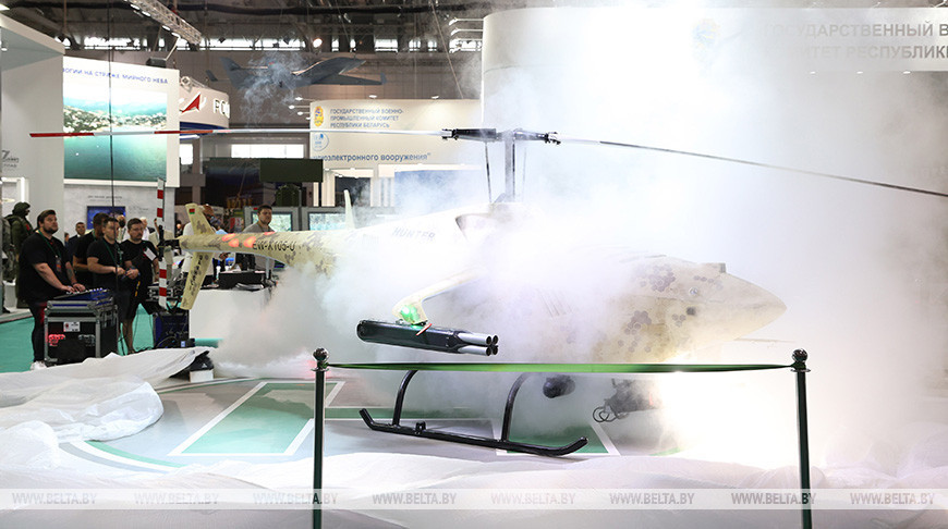 Разведывательно-ударный беспилотный вертолет Hunter представлен на выставке MILEX