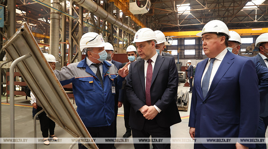 Головченко посетил Локомотивный завод в Нур-Султане
