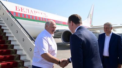 Лукашенко прибыл в Санкт-Петербург, где встретится с Путиным