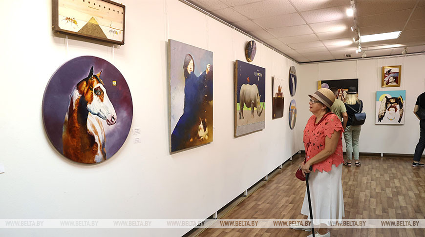 Выставка анималистических картин открылась в Минске