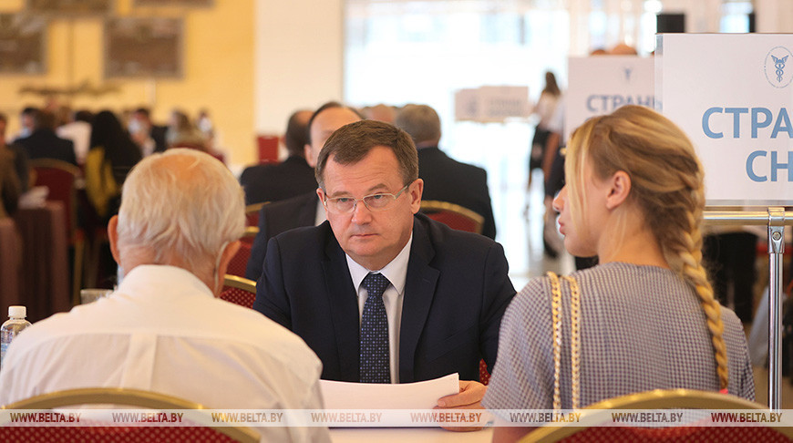 Около 200 компаний со всех регионов Беларуси принимают участие во встрече с белорусскими послами