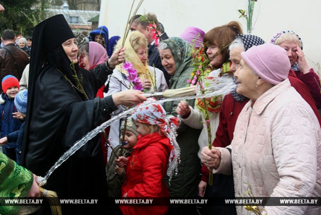 Вербное воскресенье встретили в Гродненском Свято-Рождество женском православном монастыре
