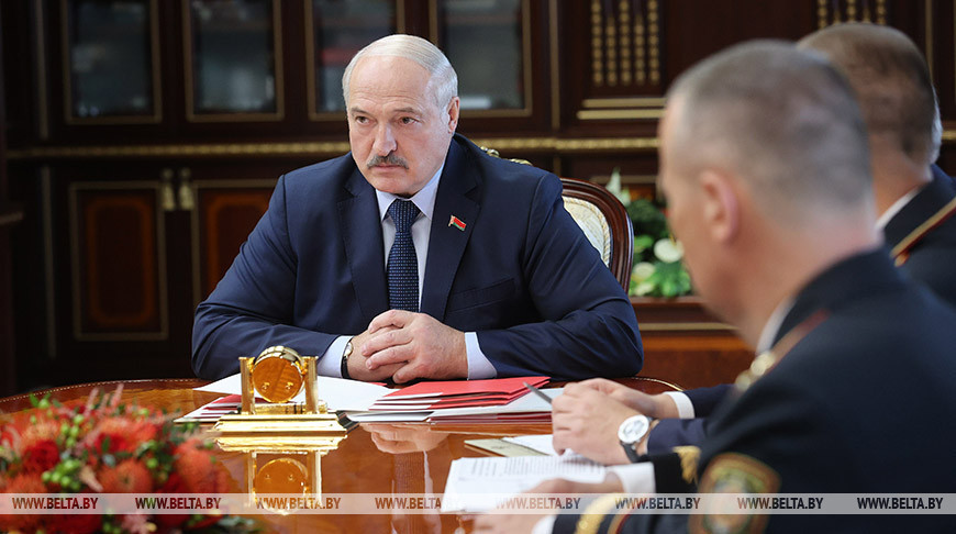 Лукашенко согласовал назначения в местной вертикали и сделал назначения в МВД