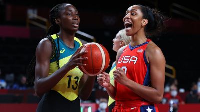 Баскетболистки сборной США вышли в полуфинал турнира в Токио