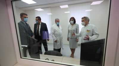 Кочанова посетила 5-ю городскую клиническую больницу