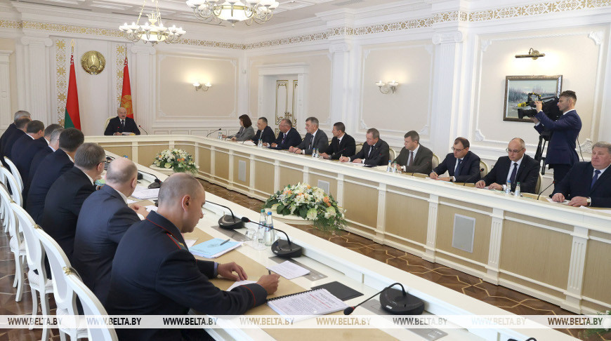 От союзных программ и экономики до национальной безопасности - Лукашенко собрал совещание с Совмином