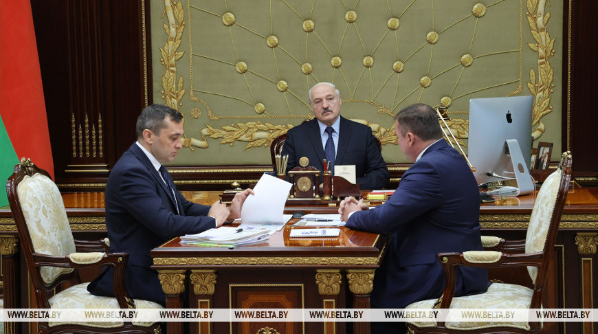 Лукашенко принял с докладом руководителя "Белгоспищепрома"