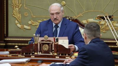 Лукашенко принял с докладом генерального директора ПО "Белоруснефть"