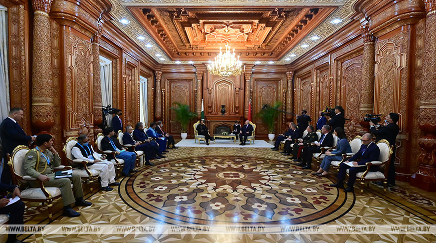 Лукашенко провел в Душанбе встречу с Имраном Ханом