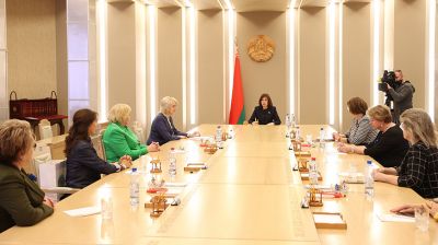 Кочанова встретилась с делегацией Союза женщин России