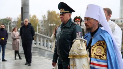 Капсулу с землей с мест гибели спасателей МЧС заложили в крипту храма-памятника