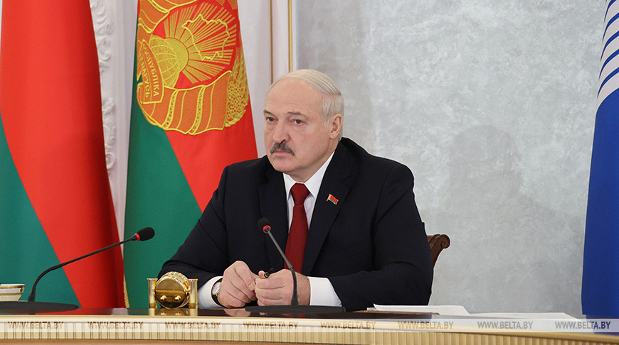 Лукашенко принял участие в онлайн-саммите СНГ