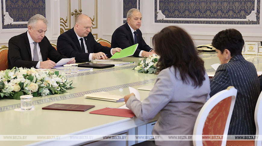 Рабочая группа по доработке новой Конституции собралась на первое совещание у Лукашенко