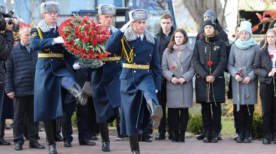 В Брестском районе перезахоронили расстрелянных в 1942 году красноармейца и семью сельчан