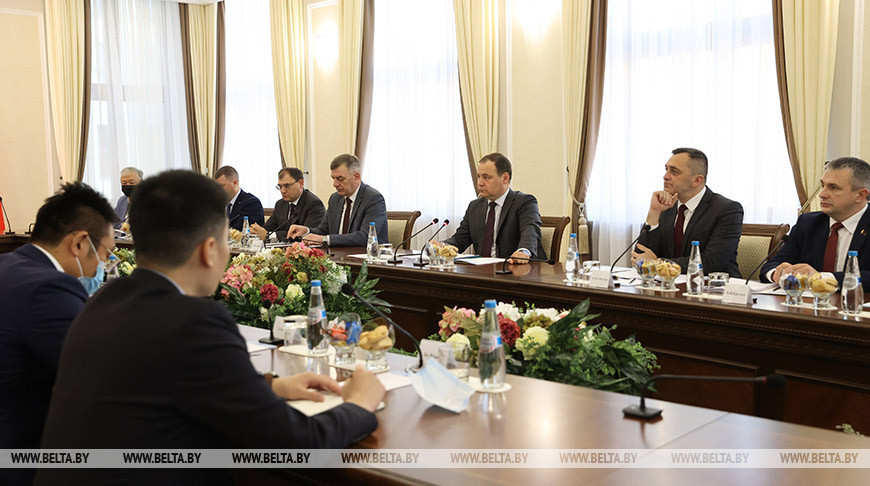 Головченко обсудил с руководством "Ситик Констракшн" реализацию крупных инвестпроектов в Беларуси