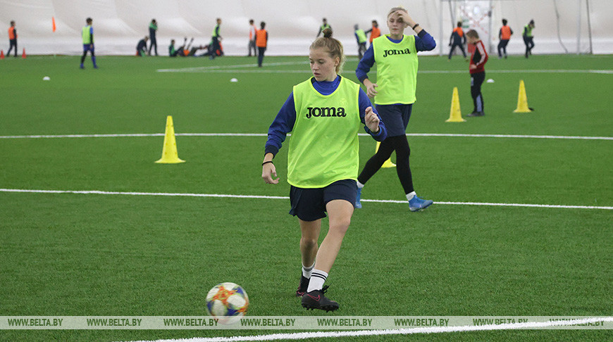 В Могилеве готовят будущих звезд женского футбола