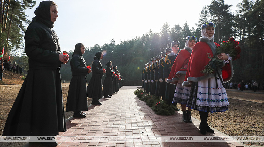 Обновленный мемориал на месте массового захоронения жертв фашизма открыли в Столинском районе