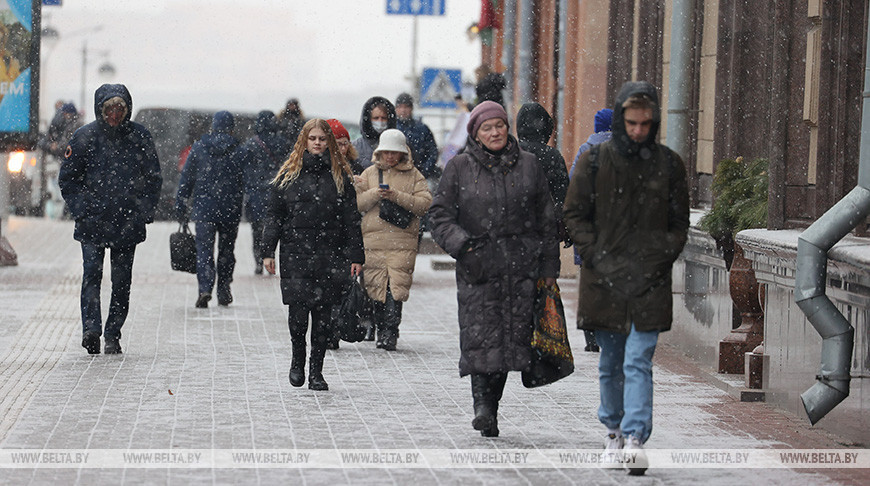 В Минске выпал снег