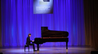 Концертом Дмитрия Маслеева открылся фестиваль Соллертинского в Витебске