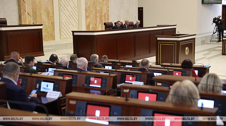 Круглый стол "Историческая память: геноцид белорусского народа" прошел в Палате представителей