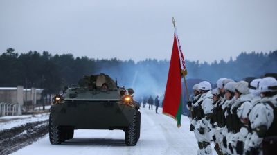 Эшелон с БТР Арзамасского машиностроительного завода прибыл в Гродненский гарнизон