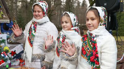 Новогодний праздник в поместье Деда Мороза собрал 250 детей со всей Брестской области