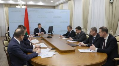 Петришенко провел заседание рабочей группы по сотрудничеству Беларуси и Псковской области