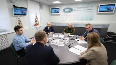 Программу патриотического воспитания обсудили за круглым столом в БЕЛТА