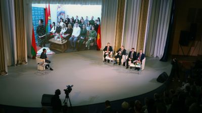 Молодежный телемост по обсуждению проекта Конституции запустили в Гродненской области