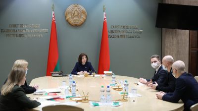 Кочанова провела встречу с гражданами по обсуждению проекта Конституции