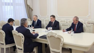 Петришенко встретился с послом Азербайджана
