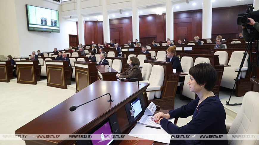 Заседание внеочередной сессии прошло в Палате представителей