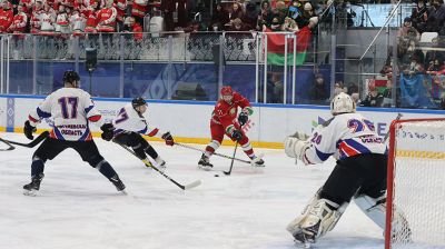 Хоккейная команда Президента победила сборную Могилевской области в матче любительского турнира