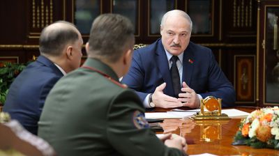 Совершенствование структуры системы МЧС обсудили на совещании у Лукашенко