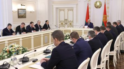 Корректировки земельного законодательства обсудили на совещании у Лукашенко