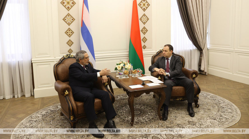 Головченко встретился с послом Кубы