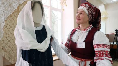 В Витебске открылись две выставки мастеров народных ремесел из Шумилино