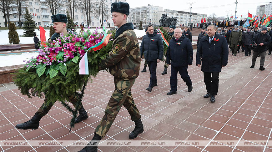 Церемония возложения цветов прошла в Витебске