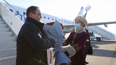 Головченко прибыл в Казахстан для участия в заседании Евразийского межправсовета