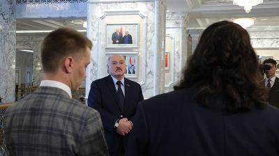 Лукашенко встретился с известными белорусскими журналистами