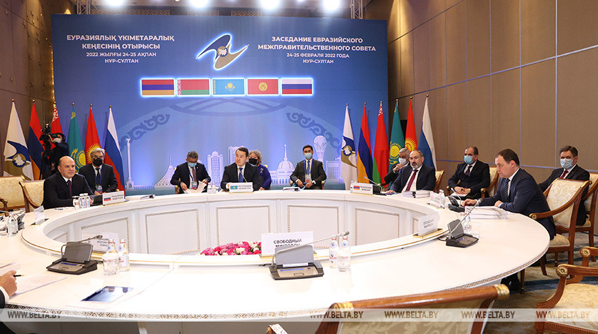 Головченко принимает участие в заседании Евразийского межправсовета в узком составе