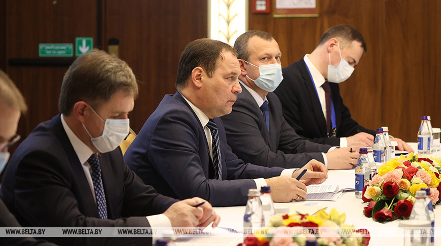 Головченко встретился с премьер-министром Узбекистана