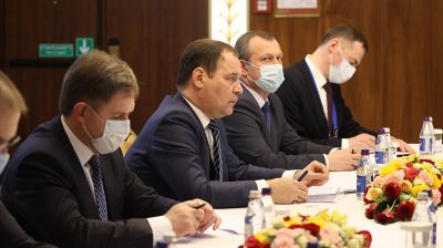 Головченко встретился с премьер-министром Узбекистана