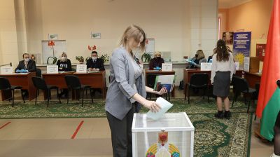 Голосование на референдуме идет в Гомеле