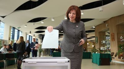 Кочанова проголосовала на референдуме