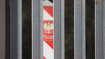 Польша строит железную стену на границе с Беларусью