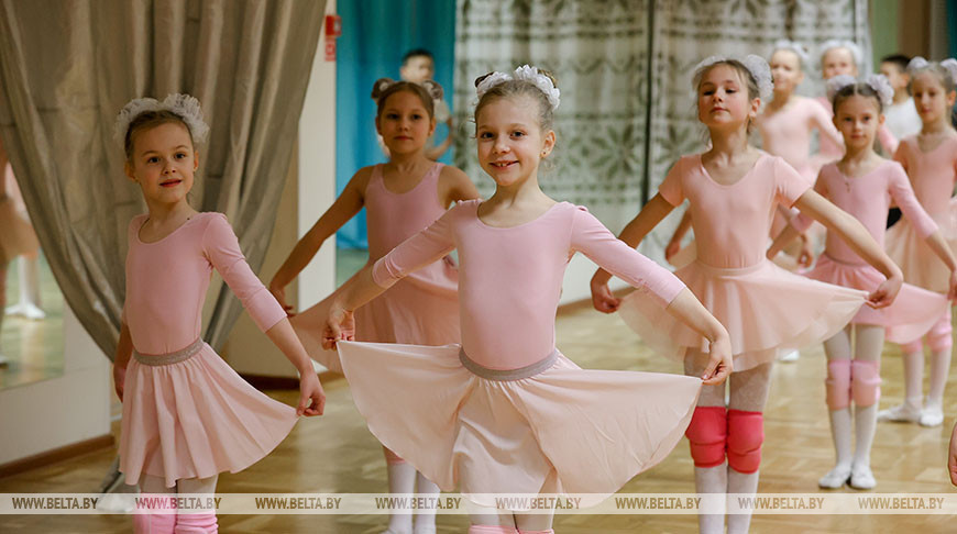 Детская хореографическая школа искусств №1 Минска отмечает 30-летний юбилей
