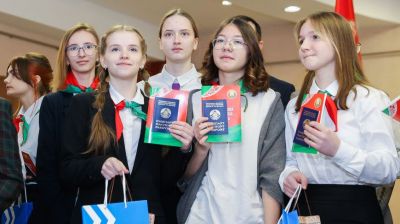 В Кобрине прошла всебелорусская акция "Мы - граждане Беларуси"